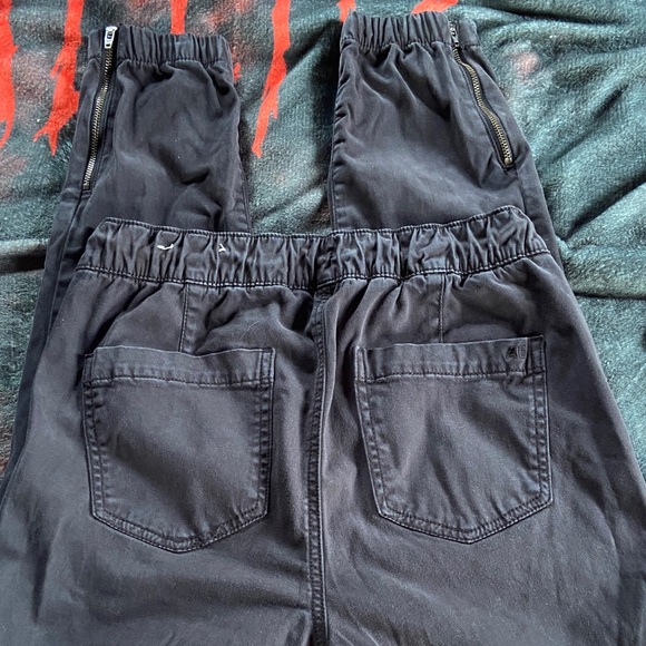 American Eagle Outfitters Women's Black Skinny Jeans - Picture 15 of 16